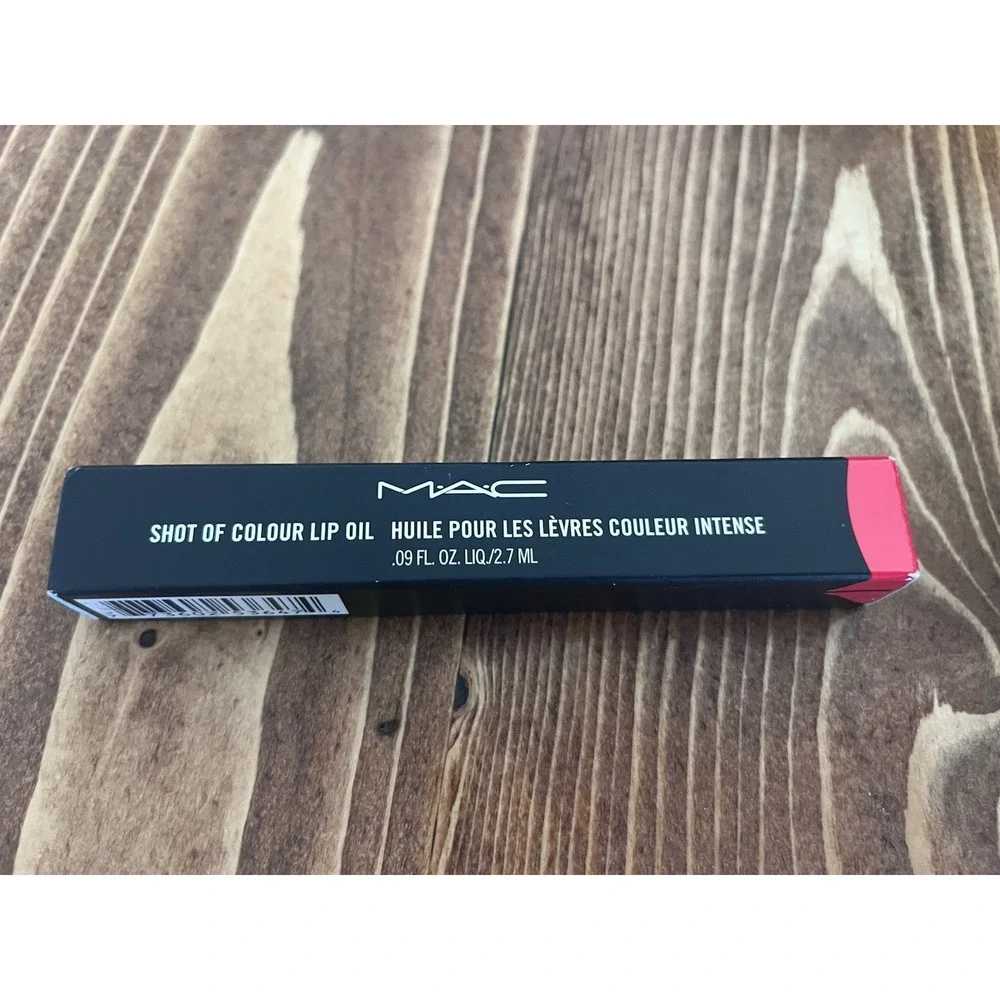 New MAC Shot of Color Lip Oil 0.09 fl. oz / 2.7ml K-Pop Boyfriend Red‎
